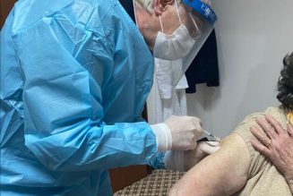 Nuovi casi di Covid e prime vaccinazioni