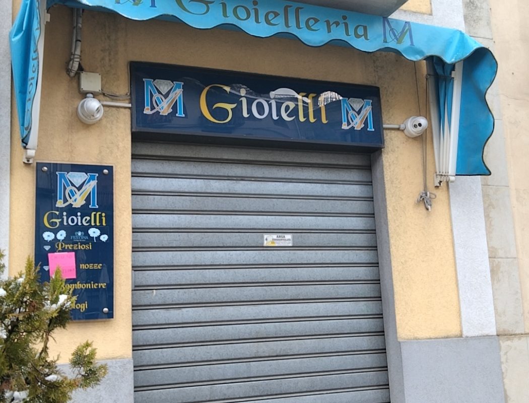 Chiude la gioielleria di Nino Materia